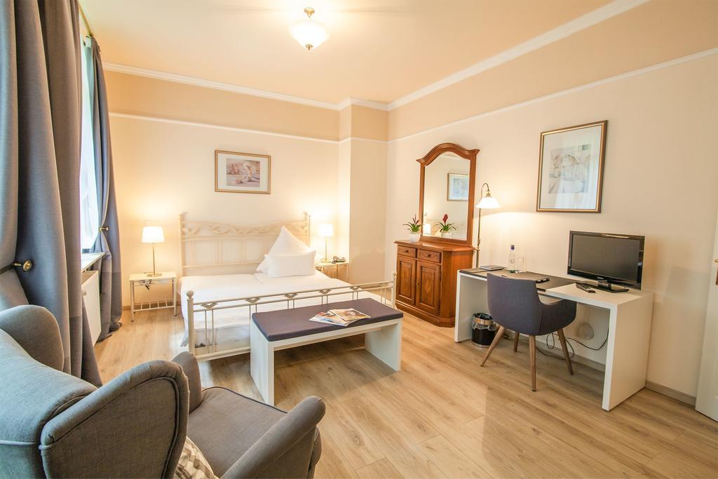 Hofgut Dippelshof Hotel- Und Restaurant Kg Mühltal Dış mekan fotoğraf
